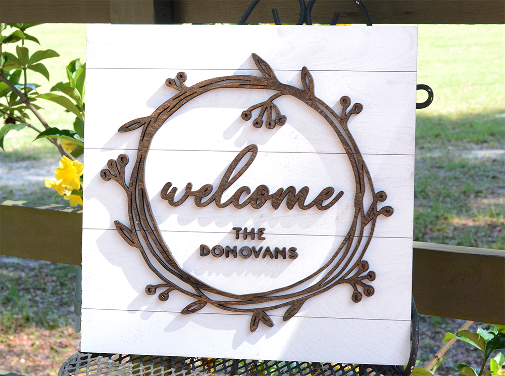 Welcome Wreath | Wood Sign